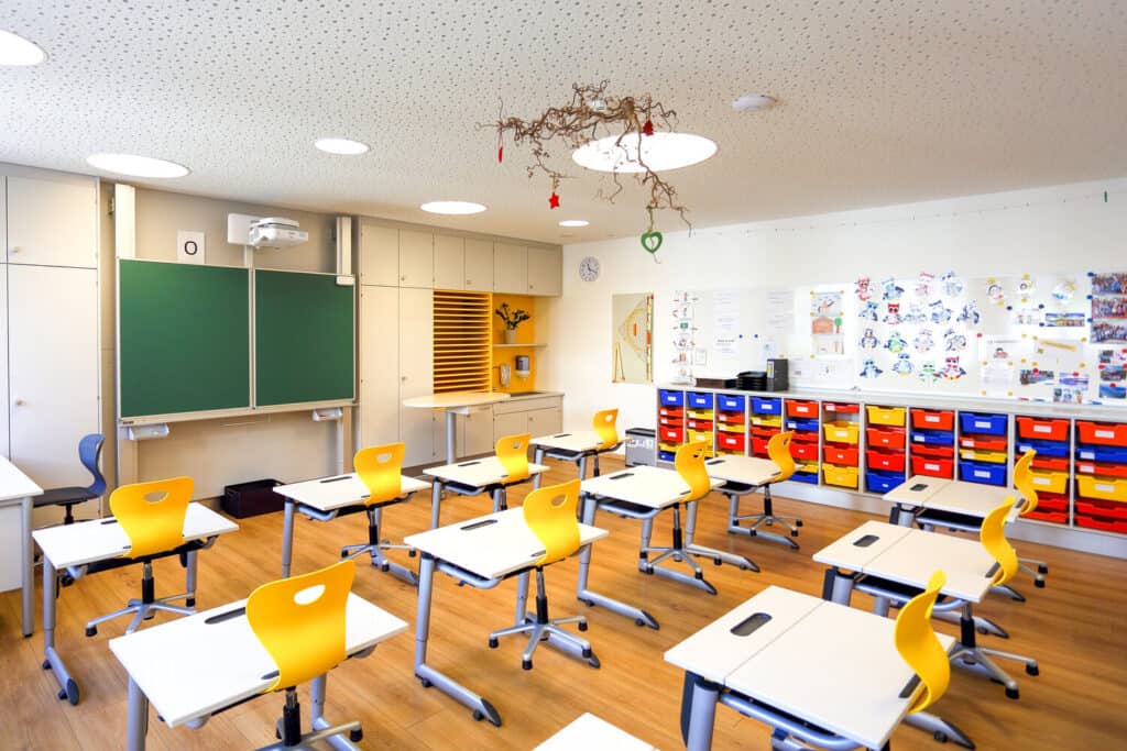 PVC-Free Disano resilient floors are perfect for schools and nurseries. Click the photo for this case study.