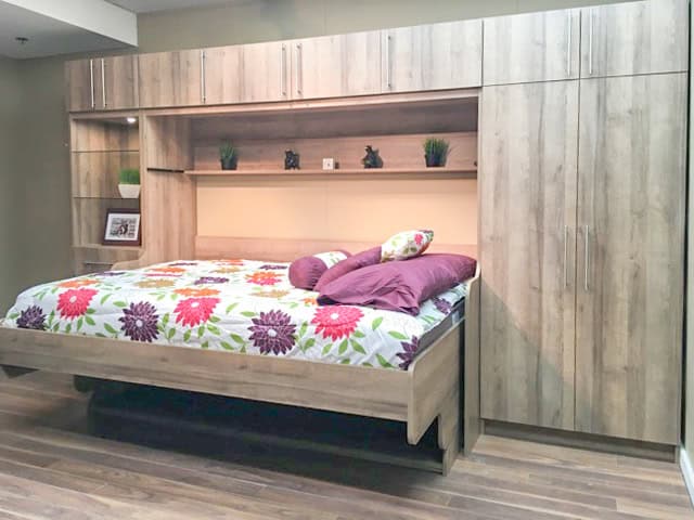 Above, a comfy bedroom; below, a productive office ... all in the same space!