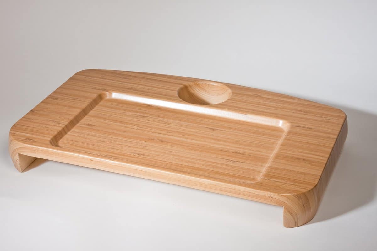 Lap tray with deep sides in 3DL; image courtesy of SSI